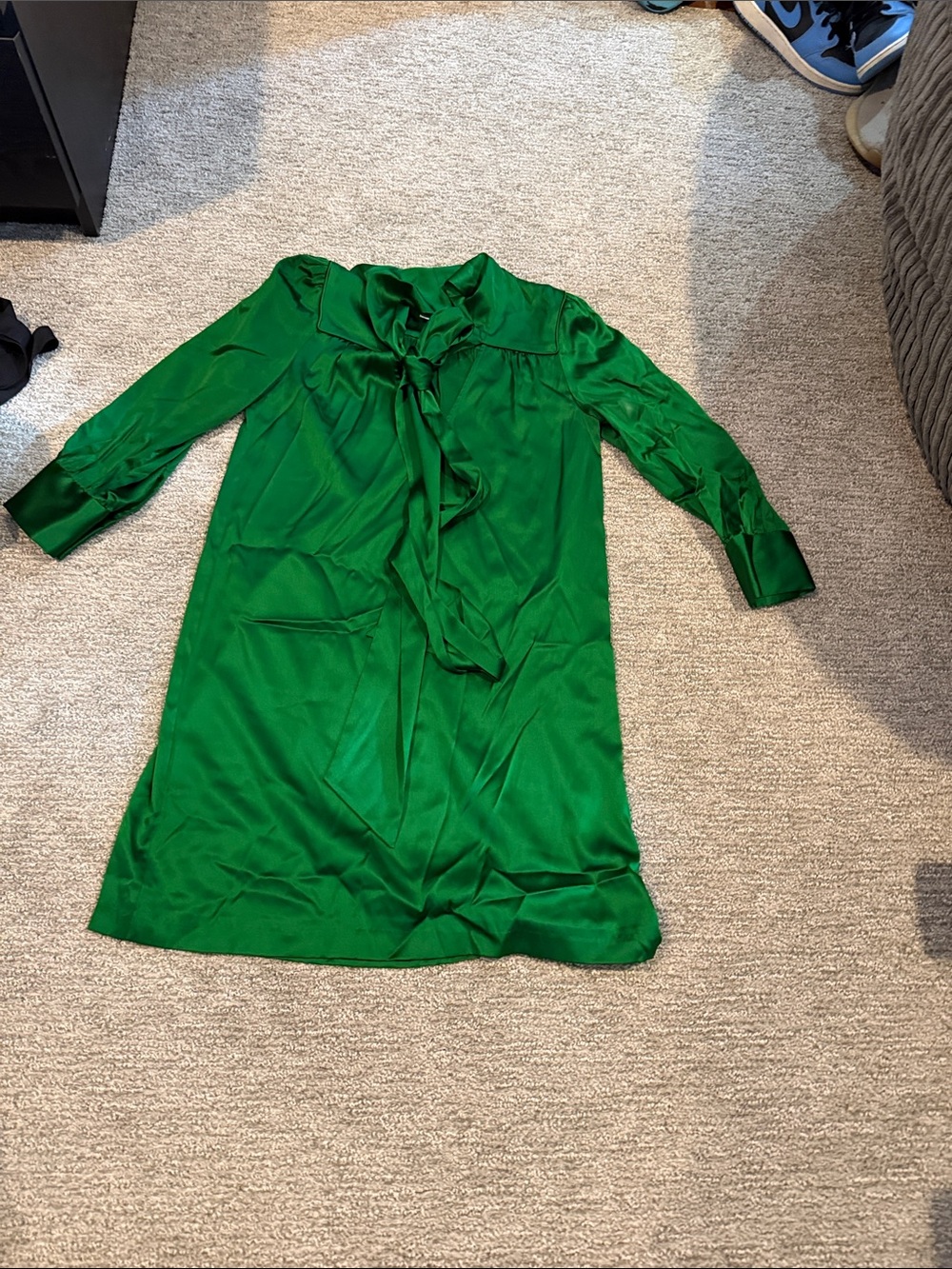 Diane Von Furstenberg Emerald Green Long Sleeve Tie-Neck Dress